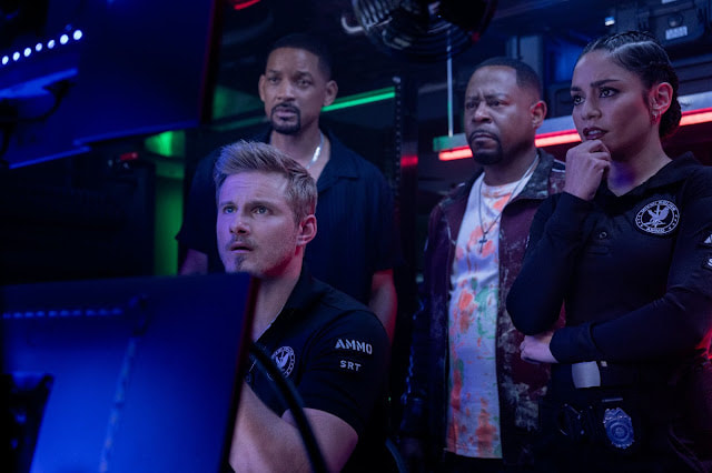 Picture: Will Smith, Martin Lawrence, Vanessa Hudgens & Alexander Ludwig in 